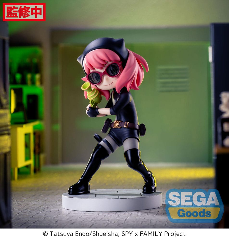 Spy x Family Luminasta PVC Statue Anya Forger Playing Undercover